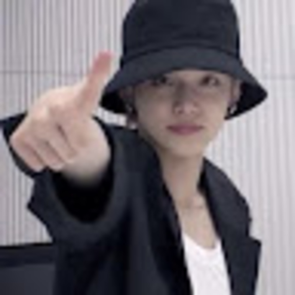 Meet your Posher, Strawberrymilktae
